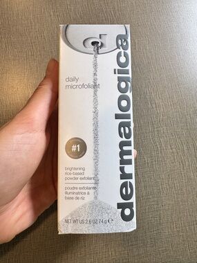 Dermalogica Daily Microfoliant – Gray and White Packaging